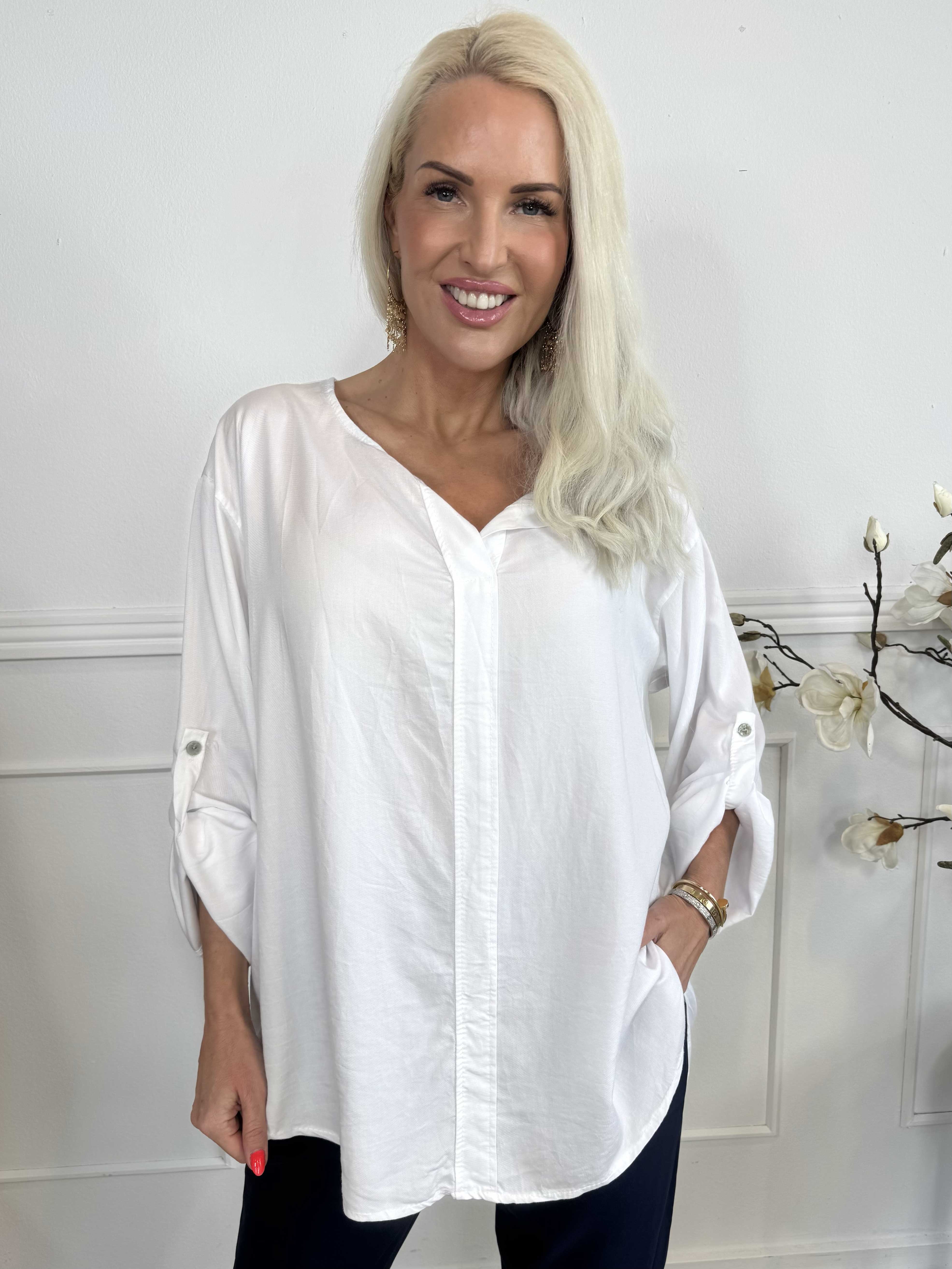 Emelda - Lätt enfärgad skjorta i lyocell